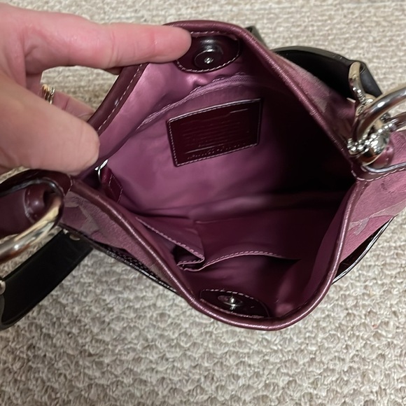 Vintage Coach Purple With Black Leather Logo Print Crossbody Bag 10.5” by 10.5” - Picture 5 of 7